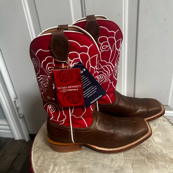 Twisted X Women Tech X Western Red Rose Brown Boots Sz 7.5
